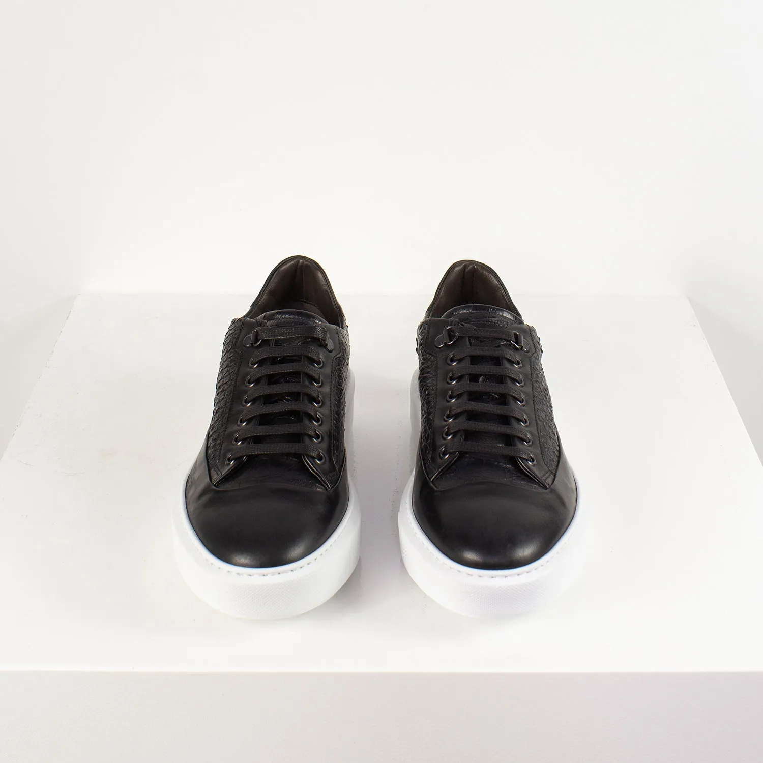 Blu Barrett Leather Sneaker