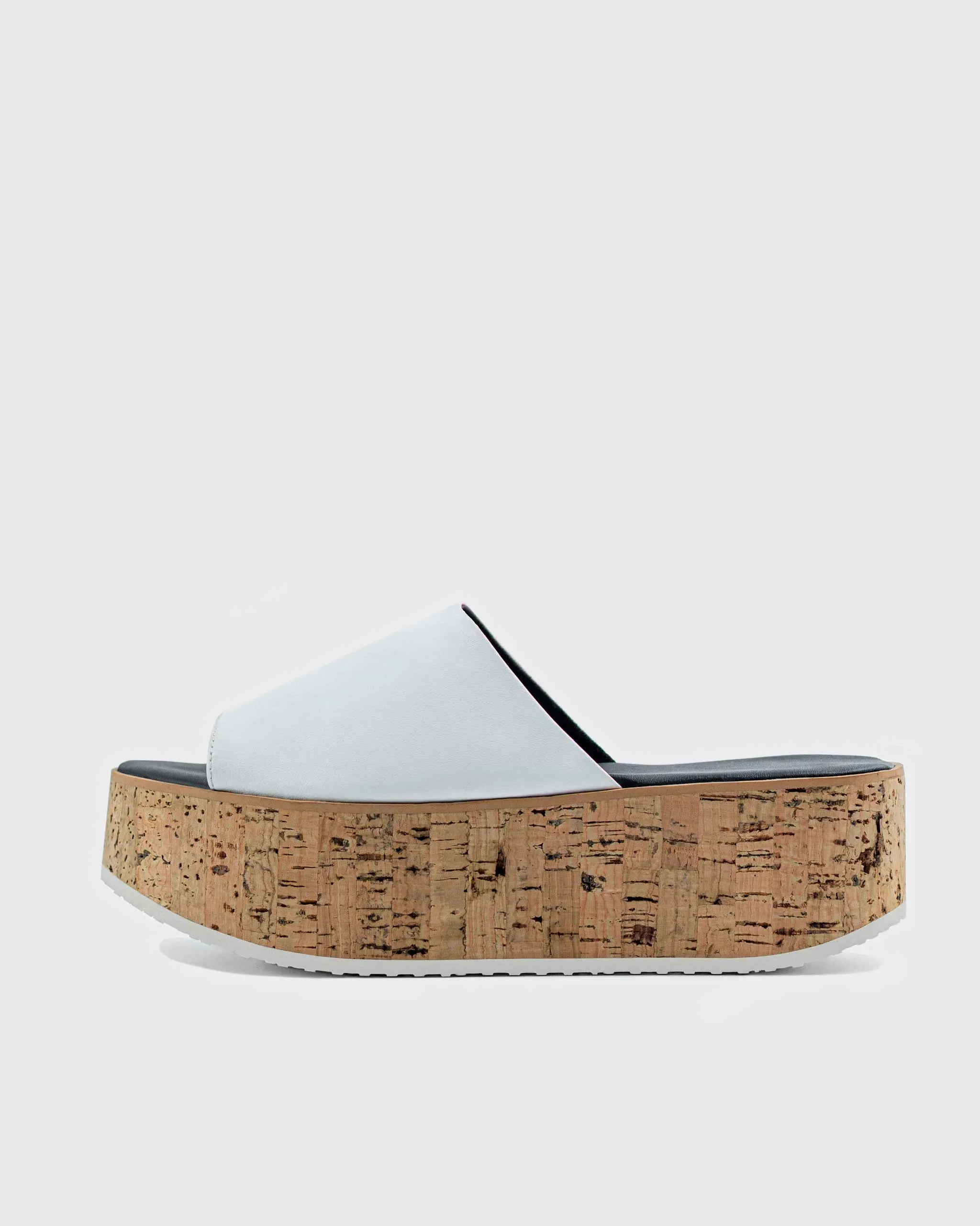Geigi Flatforms Grape Leather Sandals White