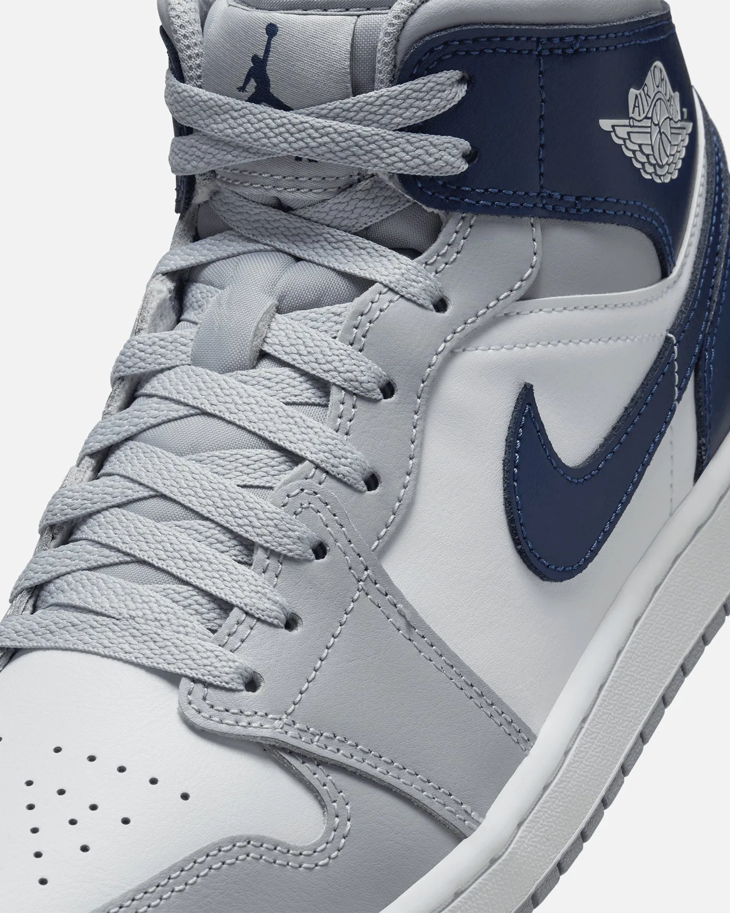 Jordan Air Jordan 1 Mid "Georgetown" White/Midnight Navy