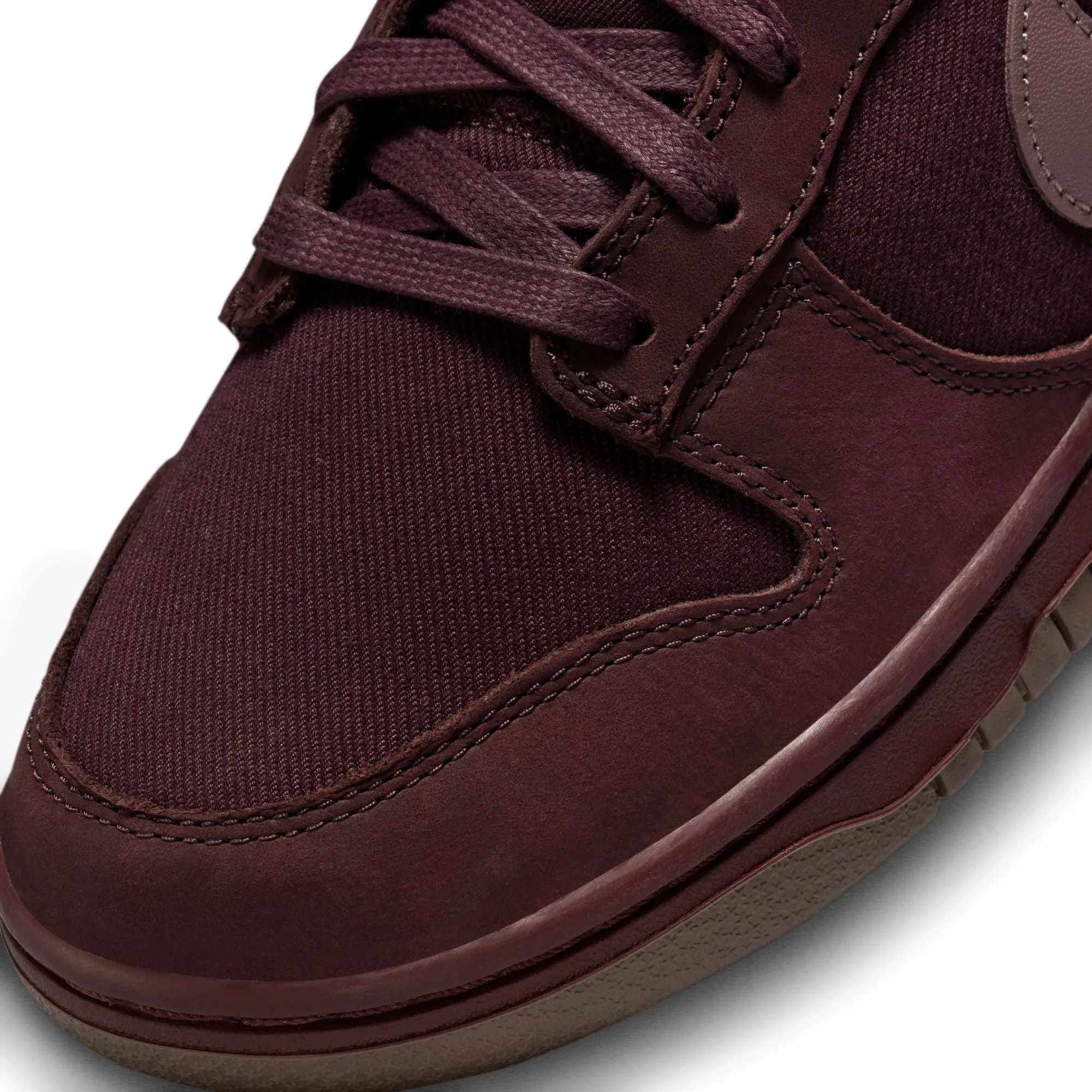 Nike Dunk Low Retro PRM