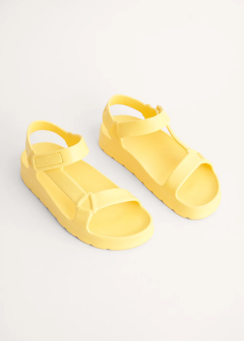 NINA SANDAL - PALE YELLOW