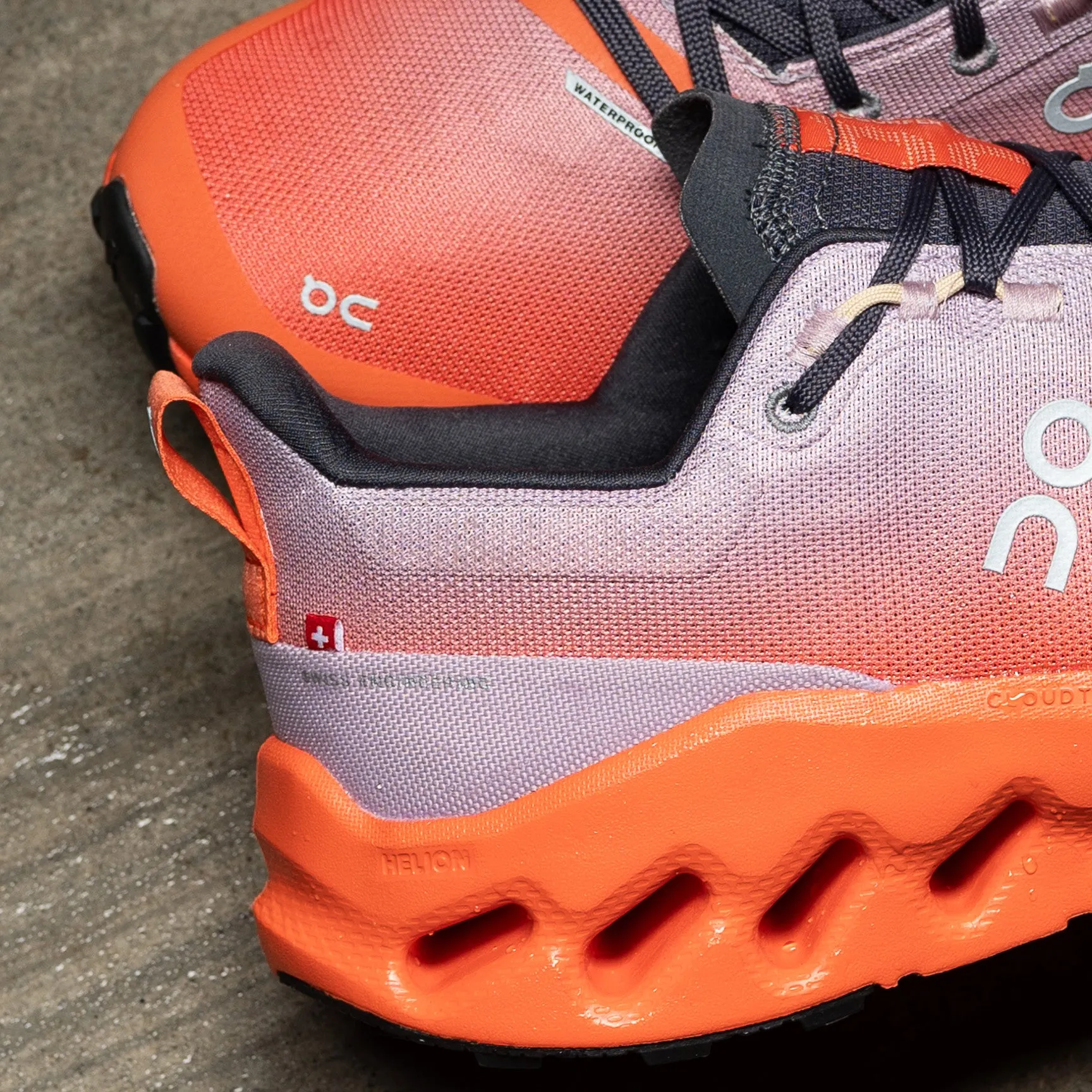 On Cloudsurfer Trail WP - Mauve/Flame